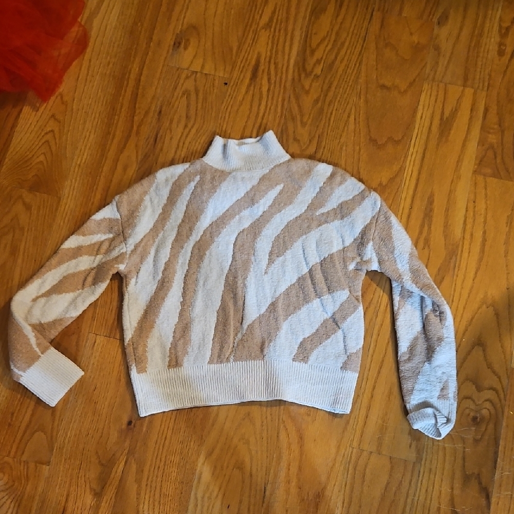 William Rast Beige and White Patterned Turtleneck Sweater